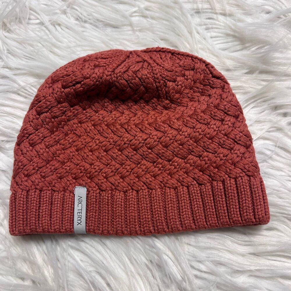 ARC’TERYX waffle toque